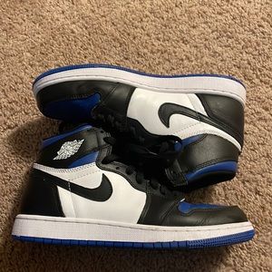 Air Jordan 1 royal toe